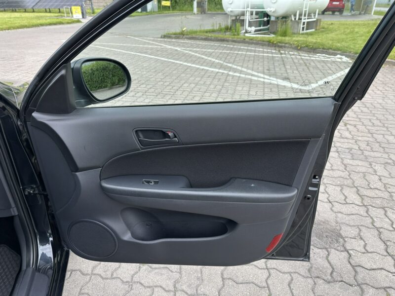 Hyundai i30 Hyundai i30 2009 1.6 diesel 115km niski przebieg 130tyś I (2002-2013)