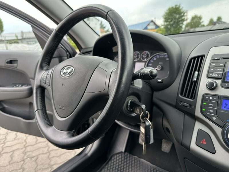 Hyundai i30 Hyundai i30 2009 1.6 diesel 115km niski przebieg 130tyś I (2002-2013)