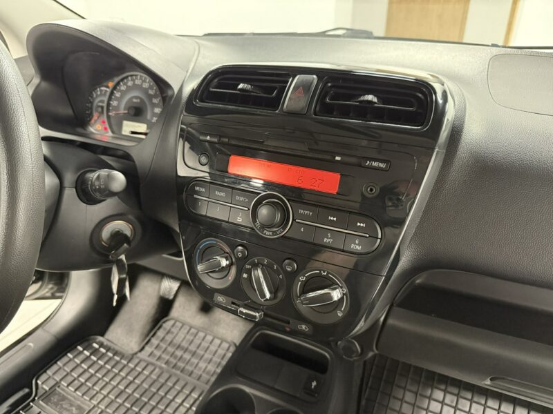 Mitsubishi Space Star 1.0 71KM * INFORM PLUS * Klima * USB * Nowe opony * 2 kluczyki II (2012-)