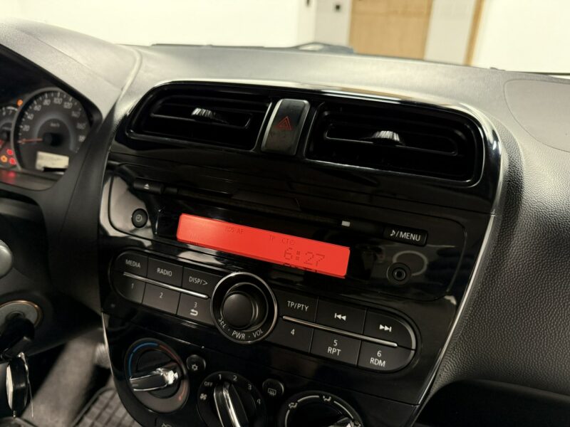 Mitsubishi Space Star 1.0 71KM * INFORM PLUS * Klima * USB * Nowe opony * 2 kluczyki II (2012-)