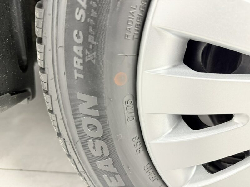 Mitsubishi Space Star 1.0 71KM * INFORM PLUS * Klima * USB * Nowe opony * 2 kluczyki II (2012-)