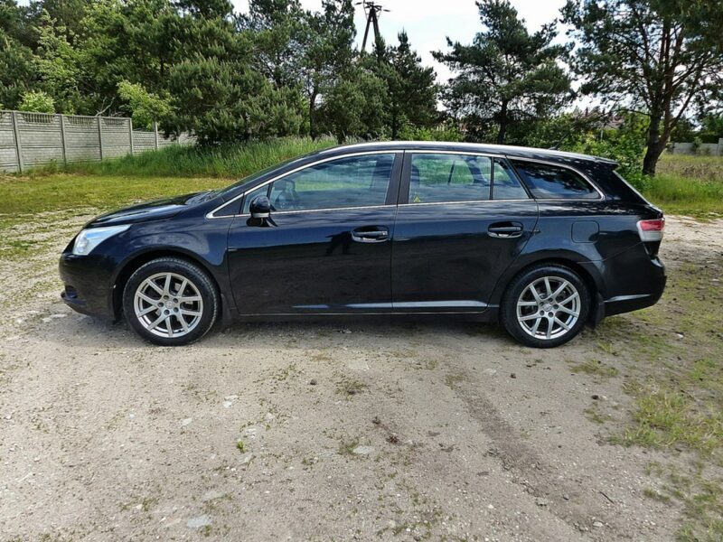 Toyota Avensis 1.6 VVT-I*PRESTIGE*Klima*Alu*Pełna Elektryka*Serwisowany*Zadbany*ZOBAC III (2009-)