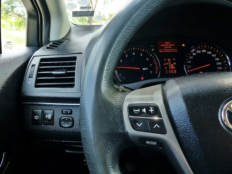 Toyota Avensis 1.6 VVT-I*PRESTIGE*Klima*Alu*Pełna Elektryka*Serwisowany*Zadbany*ZOBAC III (2009-)