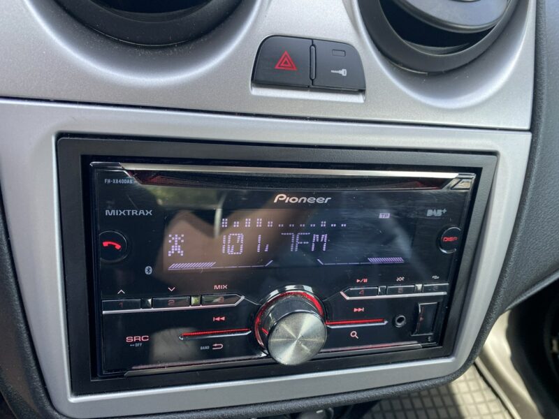 Alfa Romeo Mito Alufelgi 18 z oponami wielosezon.,nowy akum., skóry podgrzewane