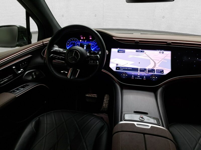 Mercedes EQS