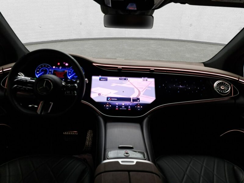 Mercedes EQS