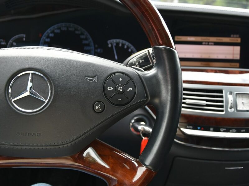 Mercedes S 550 S550 LONG 5.5 V8 388KM 2010r. Japonia 96tkm H/K Kamera ideał W221(2007-2013)