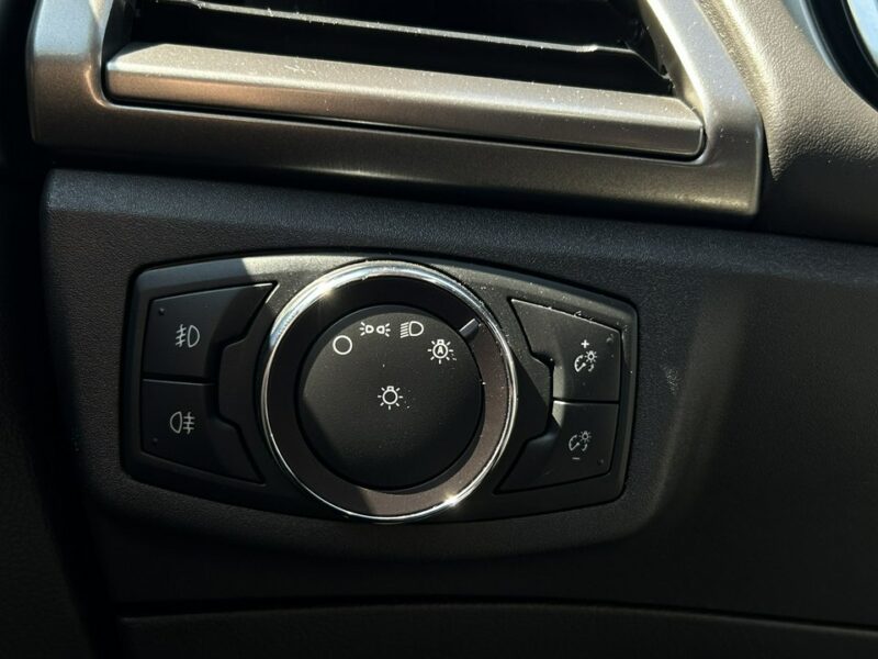 Ford Mondeo Ford Mondeo Hybryd Automat Vignale FulLED Wentyle Mk5 (2014-)