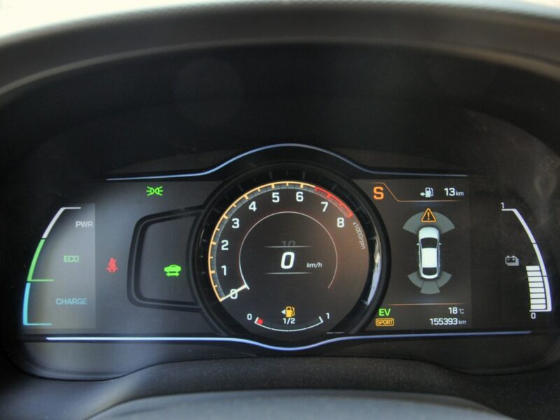 Hyundai IONIQ 1,6i 105KM Hybryda/Navi/Kamera/LEDy/Serwis/Nowe opony/Automat
