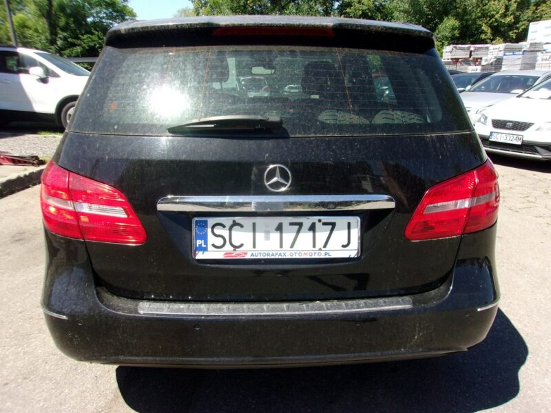 Mercedes B 180 Klimatyzacja, Niski przebieg, Bezwypadkowy, Nawigacja, PDC 2x W246 (2011-)