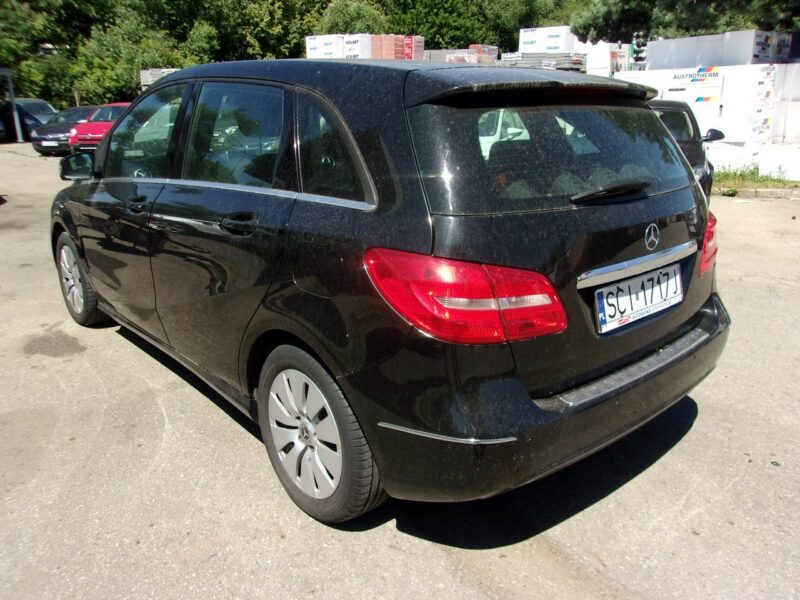 Mercedes B 180 Klimatyzacja, Niski przebieg, Bezwypadkowy, Nawigacja, PDC 2x W246 (2011-)