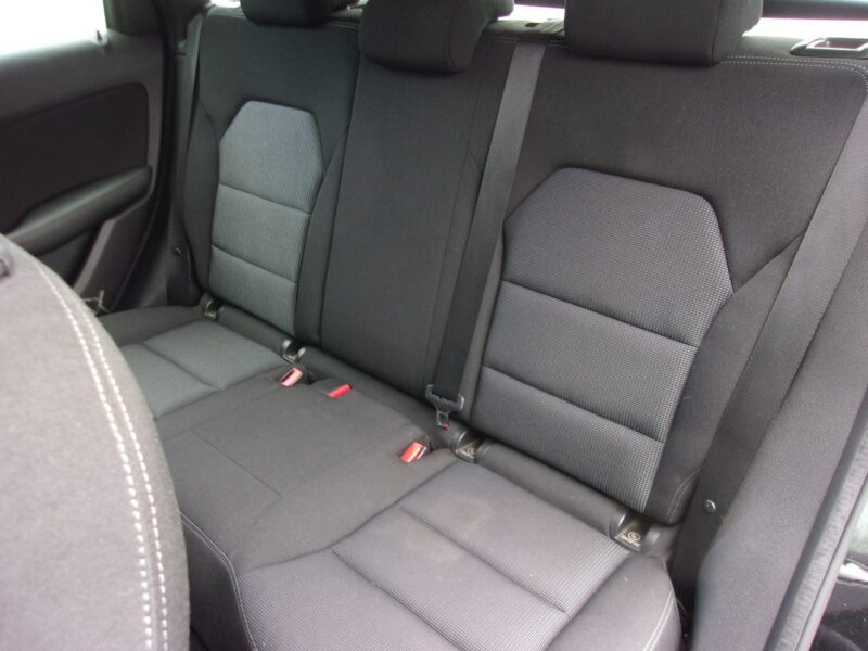 Mercedes B 180 Klimatyzacja, Niski przebieg, Bezwypadkowy, Nawigacja, PDC 2x W246 (2011-)