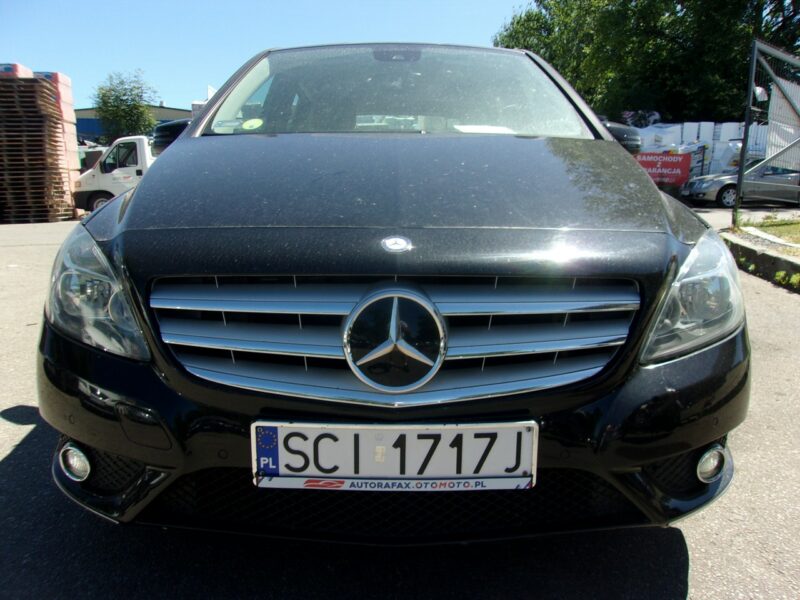 Mercedes B 180 Klimatyzacja, Niski przebieg, Bezwypadkowy, Nawigacja, PDC 2x W246 (2011-)
