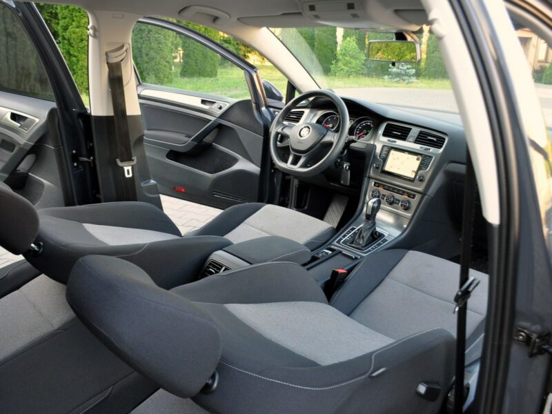 Volkswagen Golf 1.6TDI(110KM)*Duża Navi*Welur*Reling*2xParktronik*I Wł*Alu16"ASO VW VII (2012-)