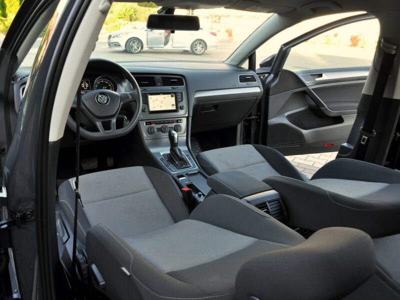 Volkswagen Golf 1.6TDI(110KM)*Duża Navi*Welur*Reling*2xParktronik*I Wł*Alu16"ASO VW VII (2012-)