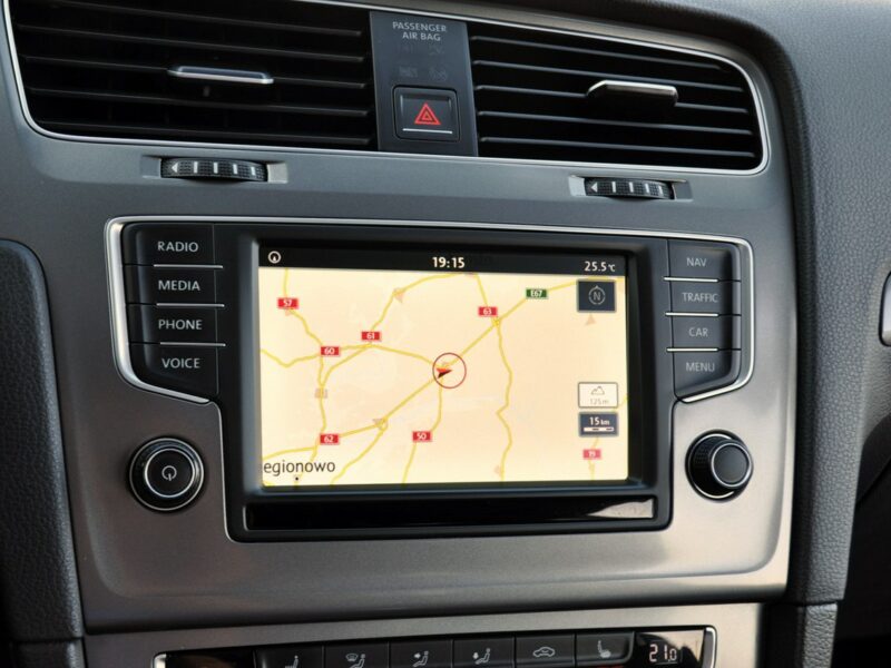 Volkswagen Golf 1.6TDI(110KM)*Duża Navi*Welur*Reling*2xParktronik*I Wł*Alu16"ASO VW VII (2012-)