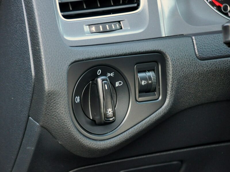 Volkswagen Golf 1.6TDI(110KM)*Duża Navi*Welur*Reling*2xParktronik*I Wł*Alu16"ASO VW VII (2012-)