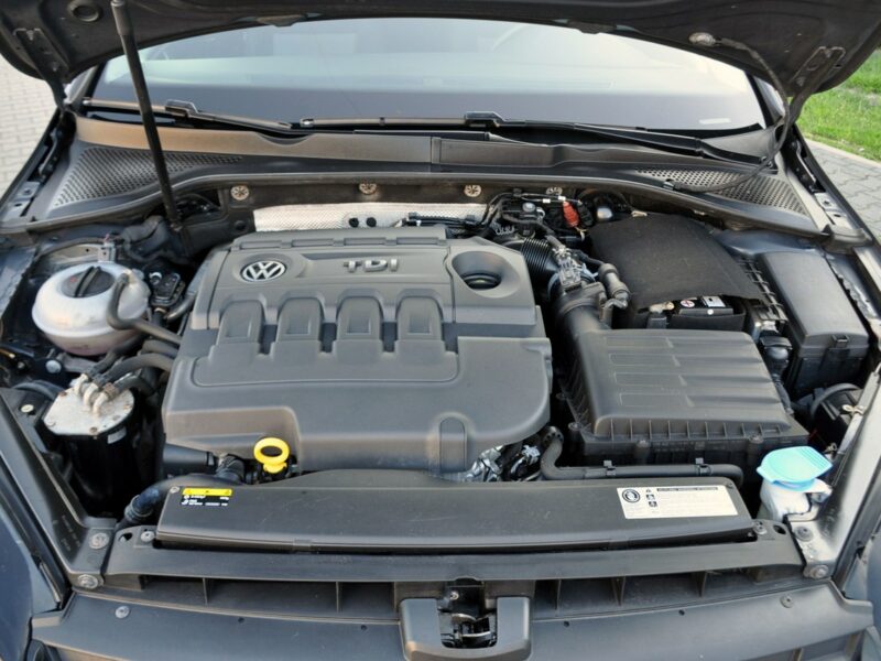 Volkswagen Golf 1.6TDI(110KM)*Duża Navi*Welur*Reling*2xParktronik*I Wł*Alu16"ASO VW VII (2012-)