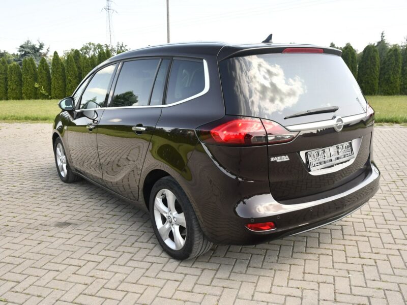 Opel Zafira 1,4Turbo Benz. Navi.Asystent Pasa Ruchu.7 Foteli.Pół-Skóry.Parktronic. C (2011-)