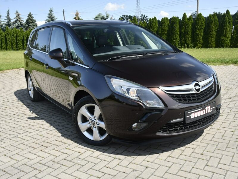 Opel Zafira 1,4Turbo Benz. Navi.Asystent Pasa Ruchu.7 Foteli.Pół-Skóry.Parktronic. C (2011-)
