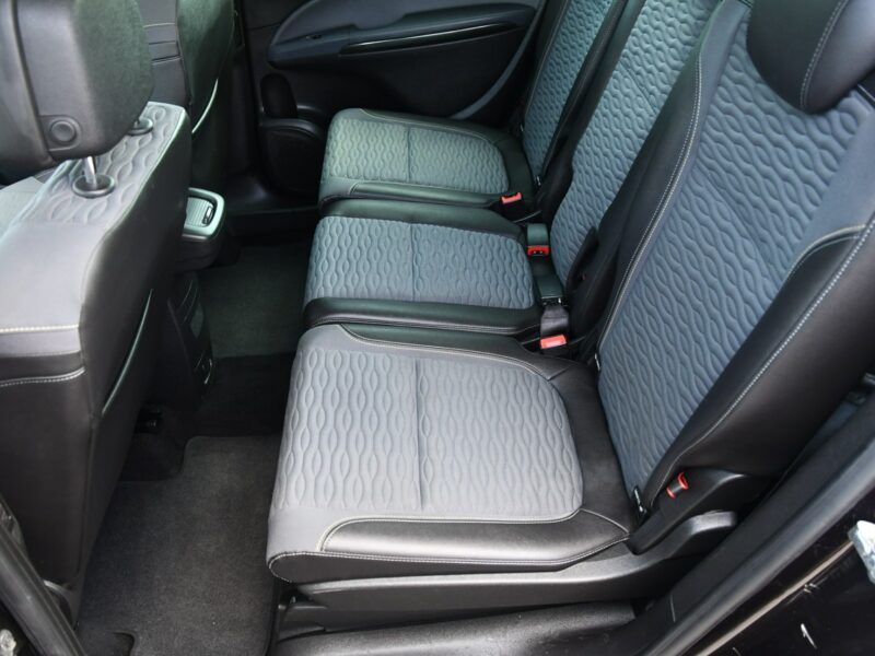 Opel Zafira 1,4Turbo Benz. Navi.Asystent Pasa Ruchu.7 Foteli.Pół-Skóry.Parktronic. C (2011-)
