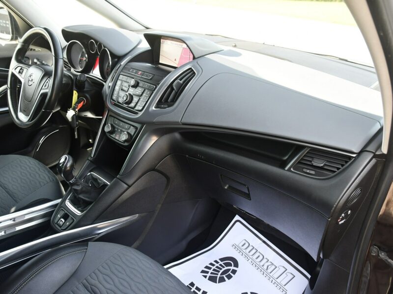 Opel Zafira 1,4Turbo Benz. Navi.Asystent Pasa Ruchu.7 Foteli.Pół-Skóry.Parktronic. C (2011-)