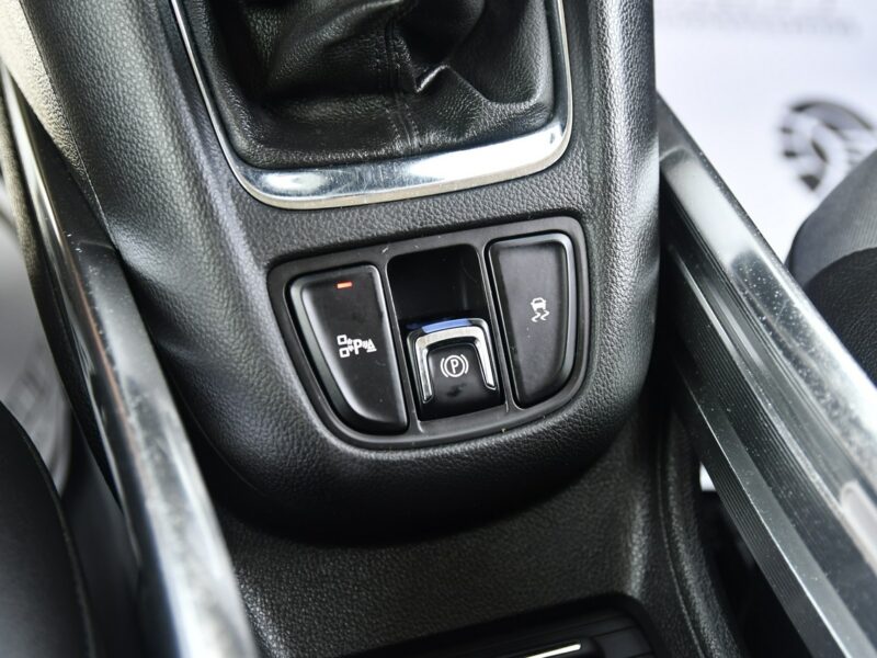 Opel Zafira 1,4Turbo Benz. Navi.Asystent Pasa Ruchu.7 Foteli.Pół-Skóry.Parktronic. C (2011-)