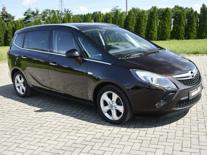 Opel Zafira 1,4Turbo Benz. Navi.Asystent Pasa Ruchu.7 Foteli.Pół-Skóry.Parktronic. C (2011-)