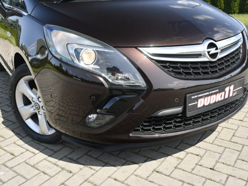 Opel Zafira 1,4Turbo Benz. Navi.Asystent Pasa Ruchu.7 Foteli.Pół-Skóry.Parktronic. C (2011-)
