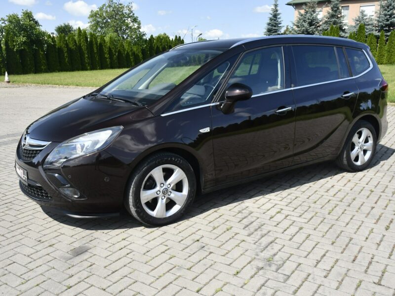 Opel Zafira 1,4Turbo Benz. Navi.Asystent Pasa Ruchu.7 Foteli.Pół-Skóry.Parktronic. C (2011-)