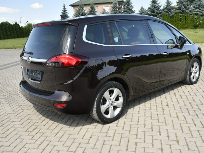 Opel Zafira 1,4Turbo Benz. Navi.Asystent Pasa Ruchu.7 Foteli.Pół-Skóry.Parktronic. C (2011-)