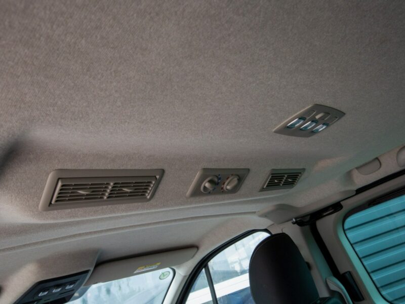 Renault Trafic 8-OSÓB DŁUGI L2H1 | bogate wyposażenie JAK NOWY ! III (2014-)