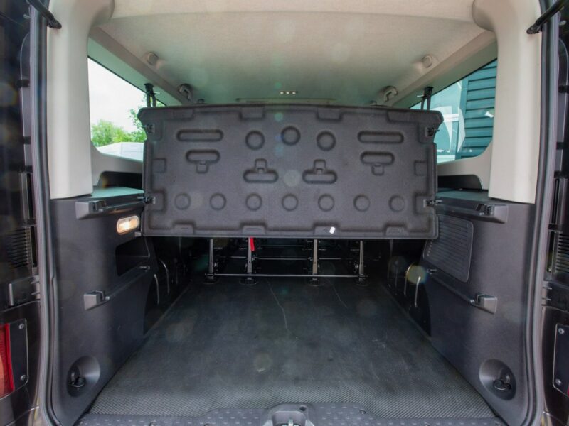 Renault Trafic 8-OSÓB DŁUGI L2H1 | bogate wyposażenie JAK NOWY ! III (2014-)