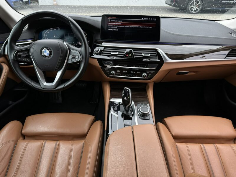 BMW 520 xDrive, 190KM, FV-23%, Fotele sportowe, Kamera cofania, Salon PL G30/G31 (2017-2023)