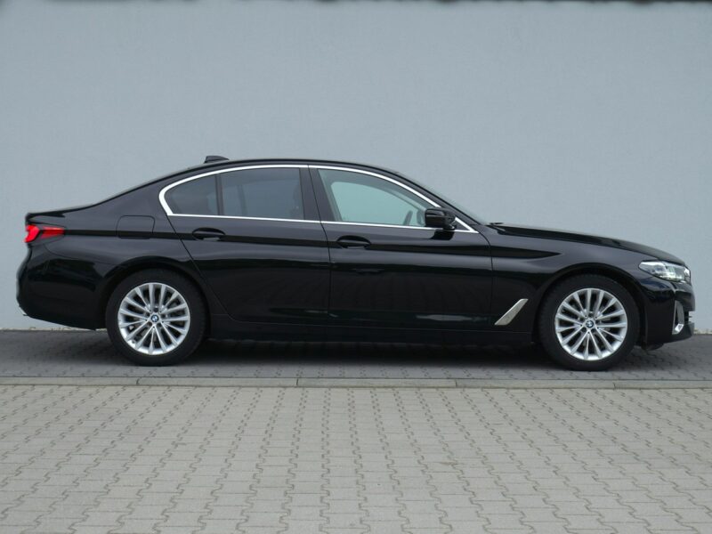 BMW 520 xDrive, 190KM, FV-23%, Fotele sportowe, Kamera cofania, Salon PL G30/G31 (2017-2023)