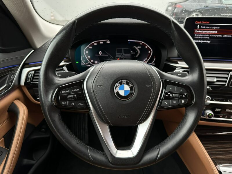 BMW 520 xDrive, 190KM, FV-23%, Fotele sportowe, Kamera cofania, Salon PL G30/G31 (2017-2023)