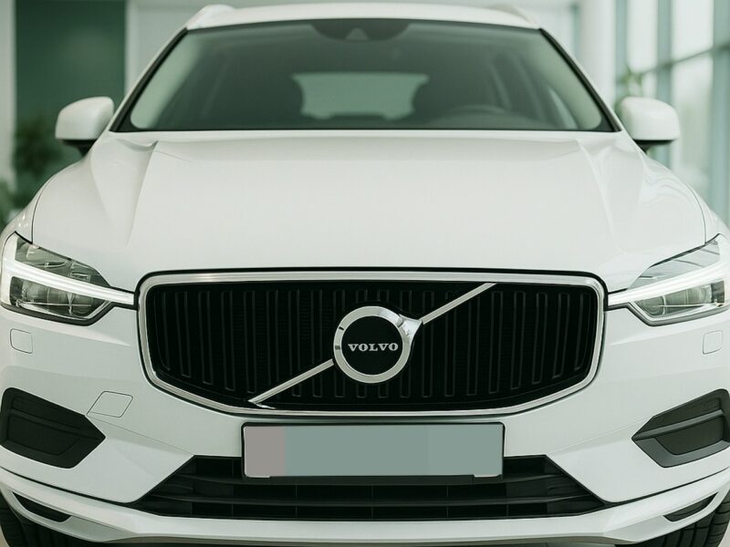 Volvo XC 60 Momentum LED Virtual Cockpit Skóra / Alkantara II (2017-)