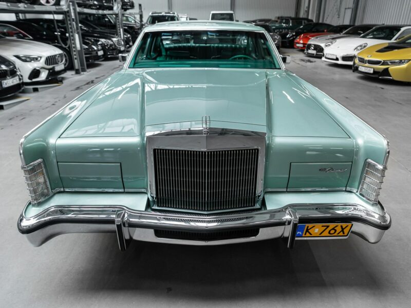Lincoln Continental Town Coupe, Stan kolekcjonerski, Jak nowy VII (1982-1987)
