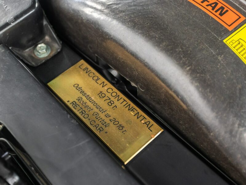 Lincoln Continental Town Coupe, Stan kolekcjonerski, Jak nowy VII (1982-1987)