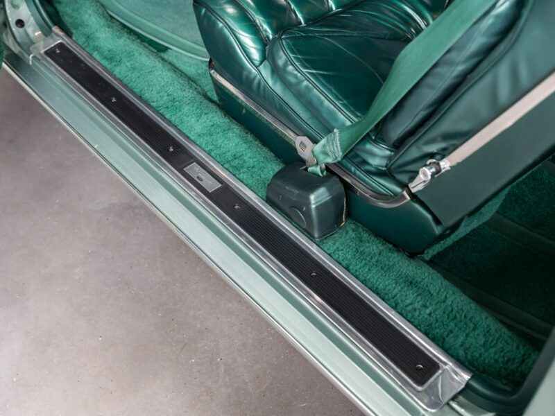 Lincoln Continental Town Coupe, Stan kolekcjonerski, Jak nowy VII (1982-1987)