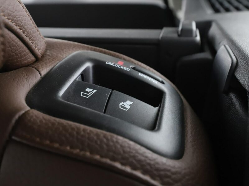 Volvo V60 FV23 2.0d Momentum Klimatronik Tempomat Navi Skóra Kamera Lampy LED II (2018-)