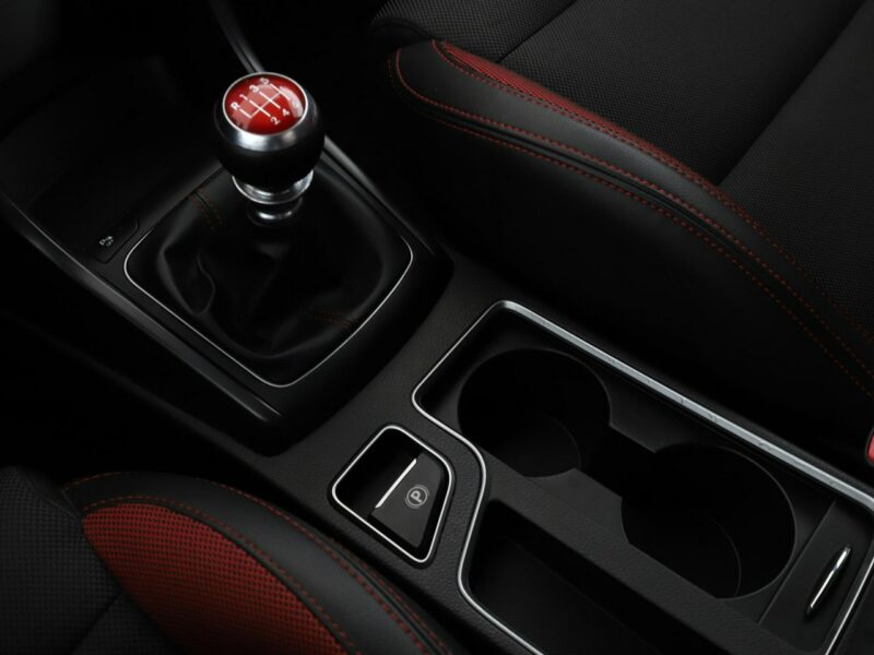 Hyundai i30 bi-xenon navi klima auto el. sterowane i grzane fotele kamera II (2012 - 2016)