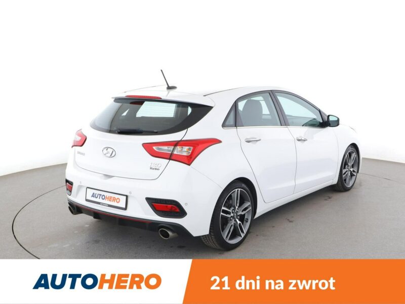 Hyundai i30 bi-xenon navi klima auto el. sterowane i grzane fotele kamera II (2012 - 2016)