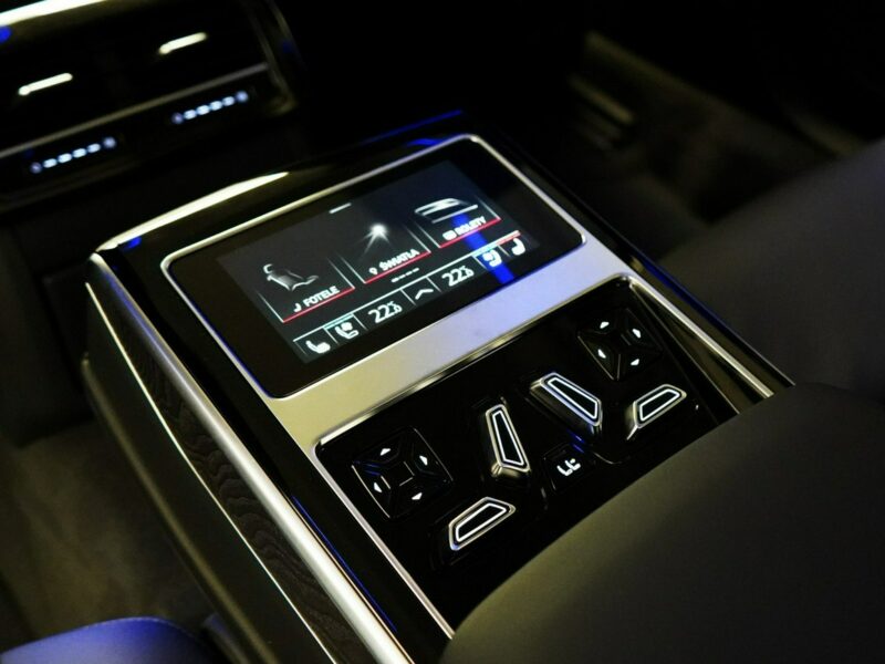 Audi A8 Audi A8 50TDI V6 Quattro Sline B&O Matrix HeadUp Noktowizja TUNER TV D5 (2017-)