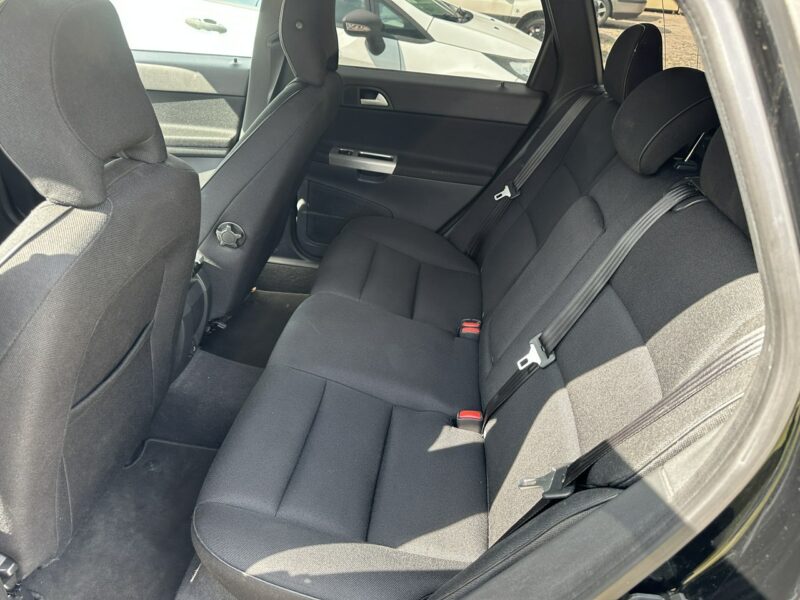 Volvo V50 Klimatronik, po liftingu ,Bluetooth, nawigacja z pilotem, parktronik I (2004-2007)