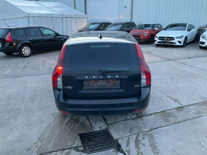 Volvo V50 Klimatronik, po liftingu ,Bluetooth, nawigacja z pilotem, parktronik I (2004-2007)
