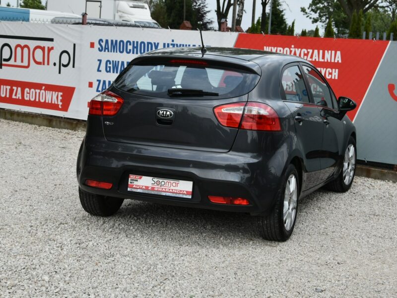 Kia Rio 1.2 GAZ 85KM 2015r. Klima Alufelgi Czujniki podgrz. fotele isofix III (2011-)