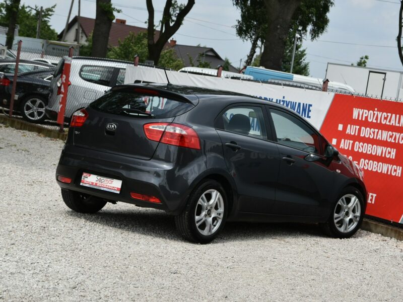 Kia Rio 1.2 GAZ 85KM 2015r. Klima Alufelgi Czujniki podgrz. fotele isofix III (2011-)