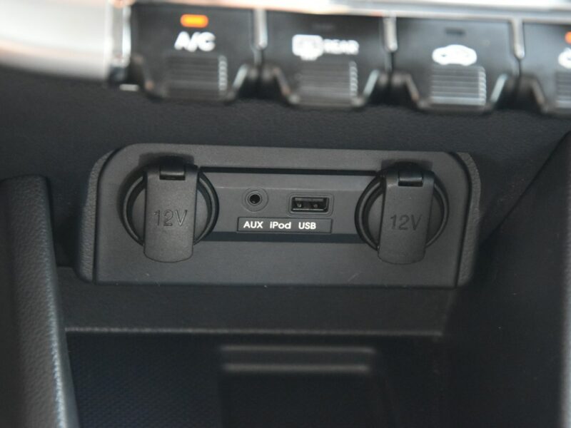 Kia Rio 1.2 GAZ 85KM 2015r. Klima Alufelgi Czujniki podgrz. fotele isofix III (2011-)