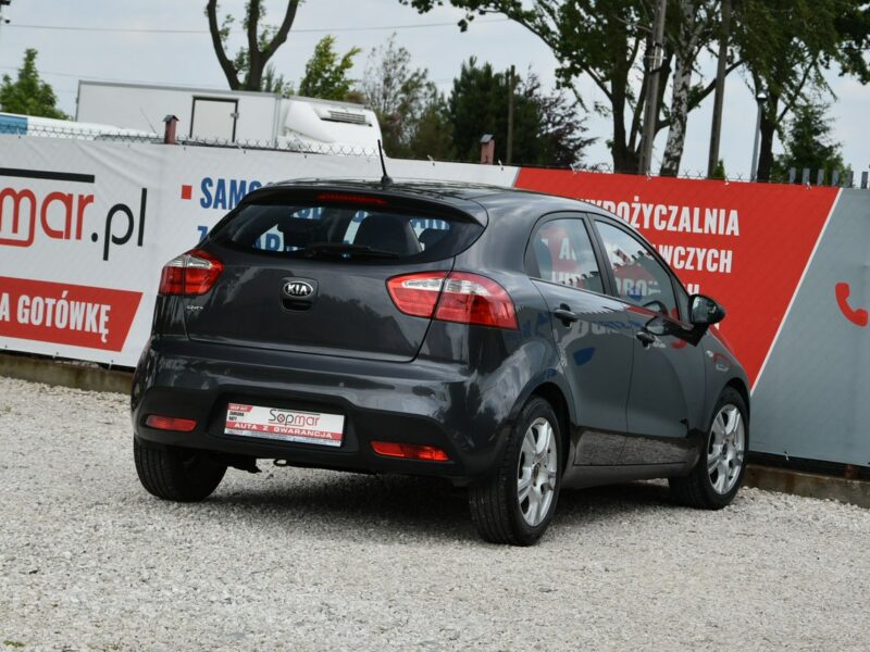 Kia Rio 1.2 GAZ 85KM 2015r. Klima Alufelgi Czujniki podgrz. fotele isofix III (2011-)